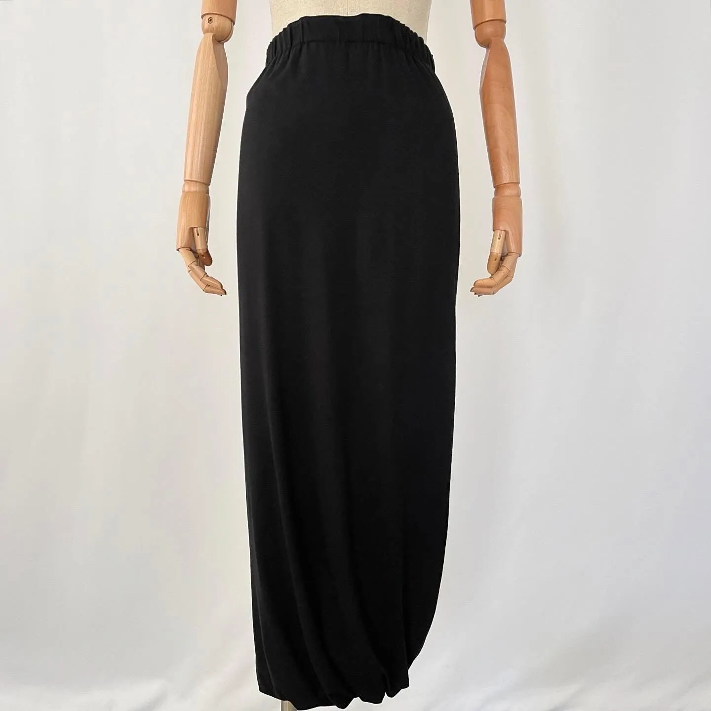 BARBARA SPEER New Skirt