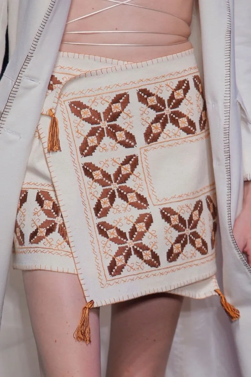 CROSS-SKIRT WITH HAND EMBROIDERY