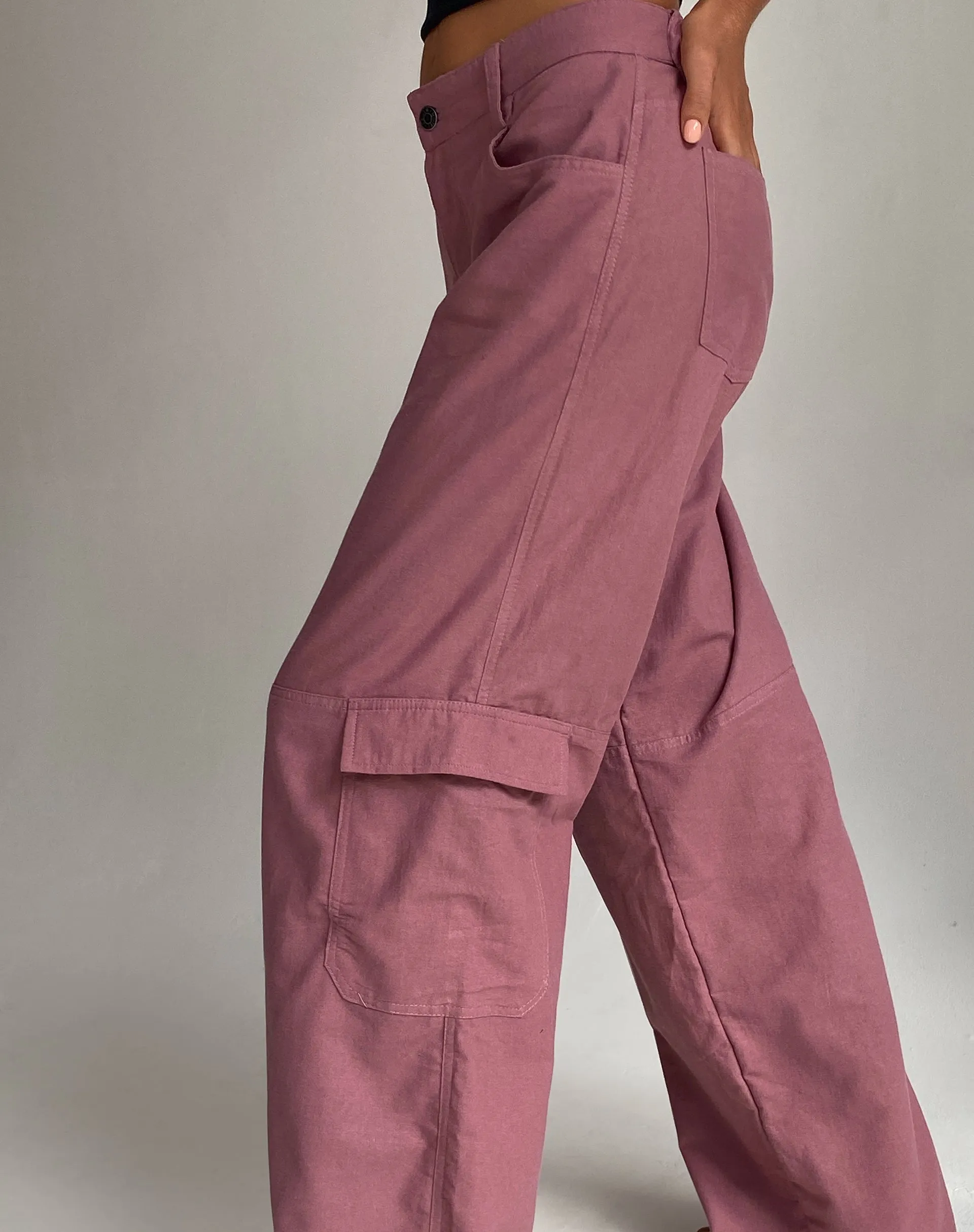 Gemma Low Rise Cargo Trouser in Mauve Linen