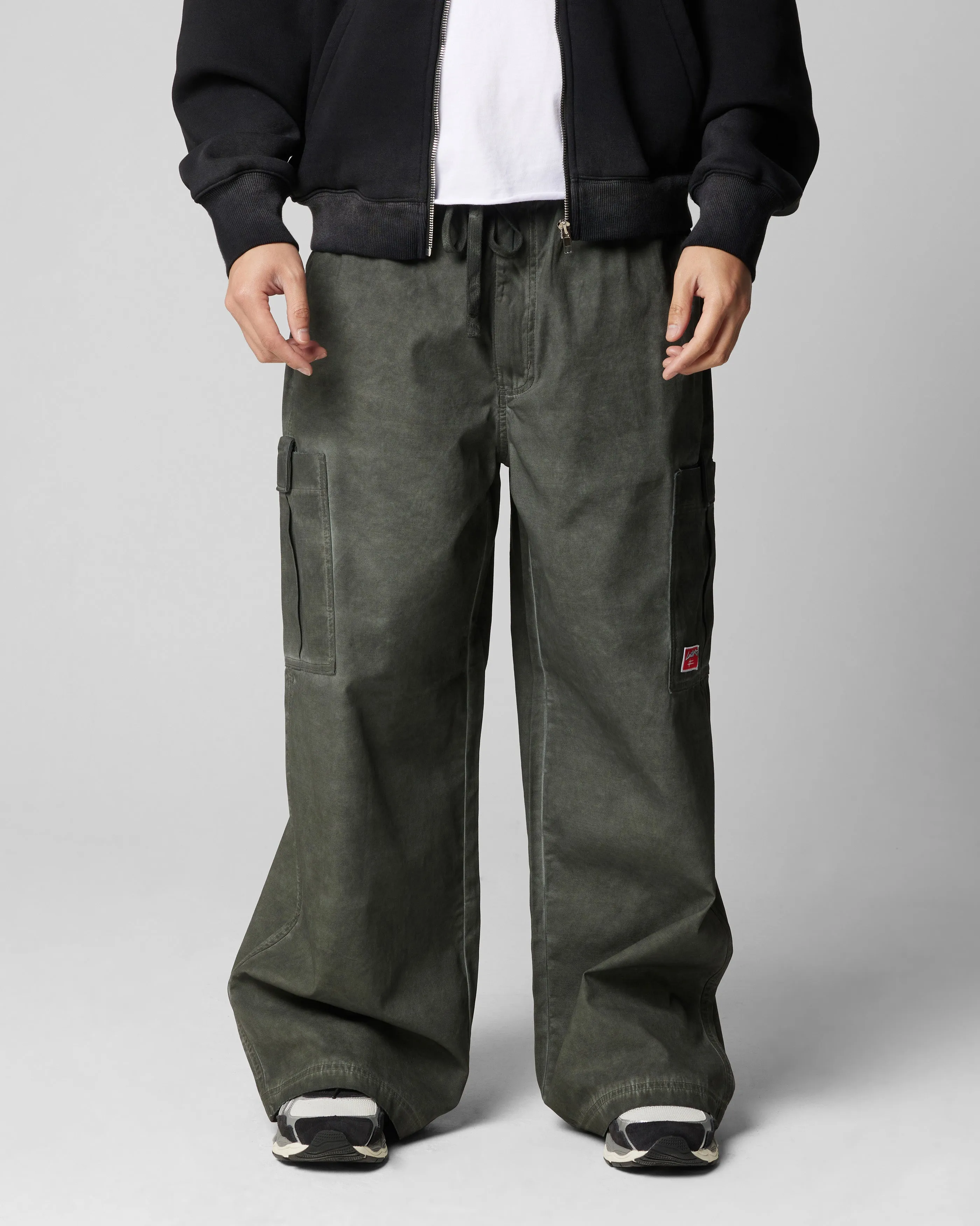 Loiter Kraven Parachute Pants Khaki