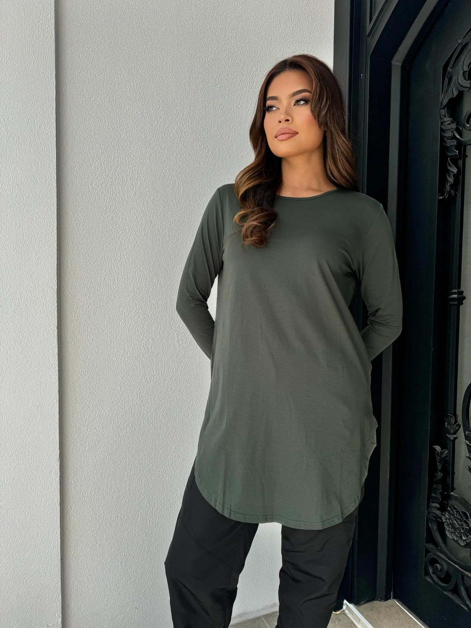 Longline Loop Top