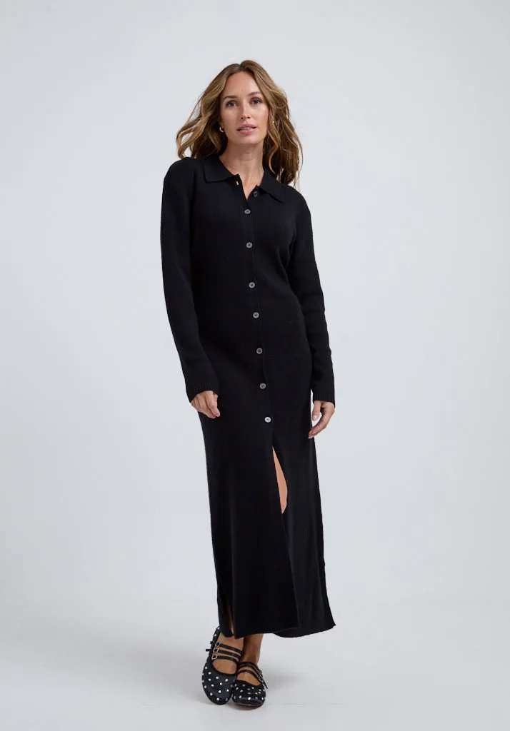 Luna Knitted Maxi Dress In Black