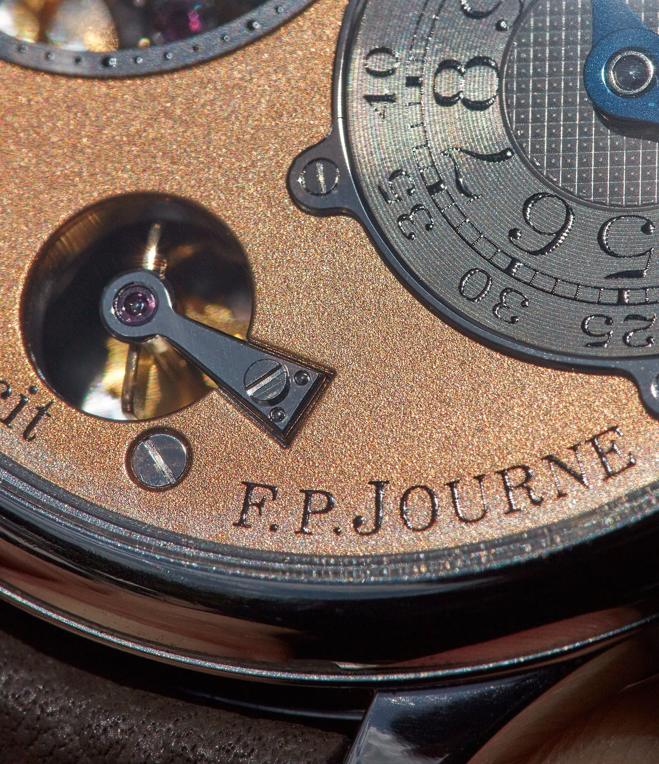 Tourbillon Souverain | 3rd Generation | Brass Movement | Platinum